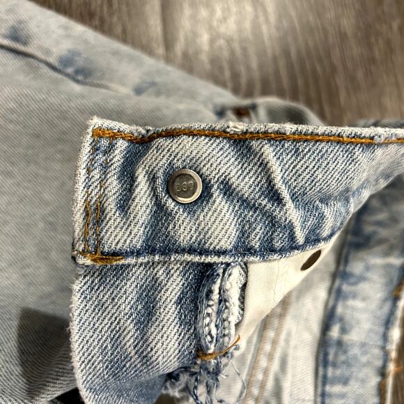 Vintage Levi’s 550 Reworked Denim Skirt Orange Tab Distressed Raw Hem Light Wash - Picture 13 of 15